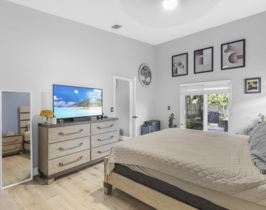 5318 Nw 93rd Avenue - Photo Thumbnail 22
