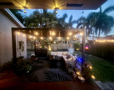 5318 Nw 93rd Avenue - Photo Thumbnail 30