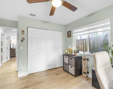 5318 Nw 93rd Avenue - Photo Thumbnail 16