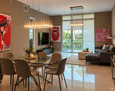 14951 Royal Oaks Lane - Photo Thumbnail 10