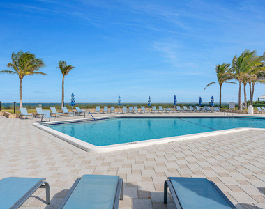 5200 N Ocean Drive - Photo Thumbnail 4