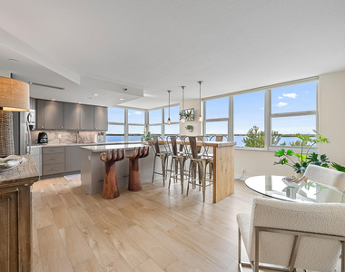 5200 N Ocean Drive - Photo Thumbnail 6