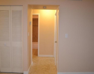 6100 Forest Hill Boulevard - Photo Thumbnail 8