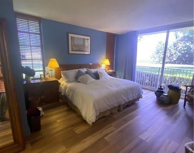 4280 Oaks Terrace - Photo Thumbnail 6