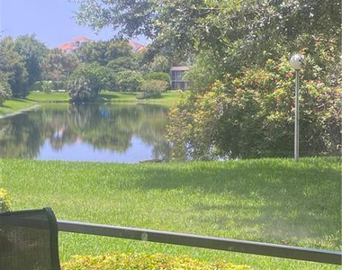 4280 Oaks Terrace - Photo Thumbnail 20