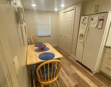 4280 Oaks Terrace - Photo Thumbnail 11