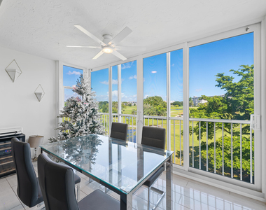 2901 S Palm Aire Drive - Photo Thumbnail 21