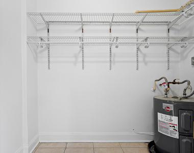 391 Se 19th Avenue - Photo Thumbnail 5