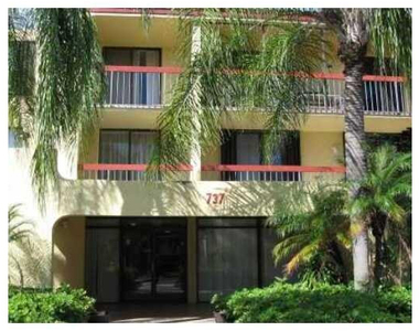 733 Se 1st Way - Photo Thumbnail 15