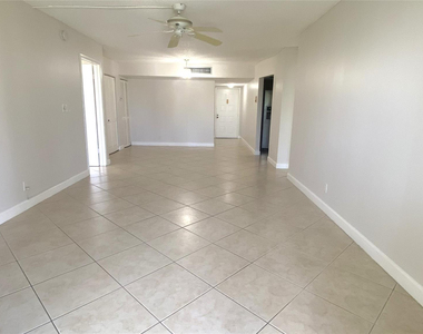 733 Se 1st Way - Photo Thumbnail 7