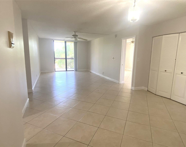 733 Se 1st Way - Photo Thumbnail 5