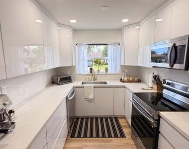 1699 Brae Burn Place - Photo Thumbnail 12