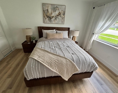 1699 Brae Burn Place - Photo Thumbnail 36