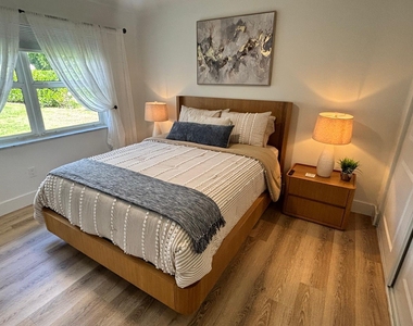 1699 Brae Burn Place - Photo Thumbnail 40