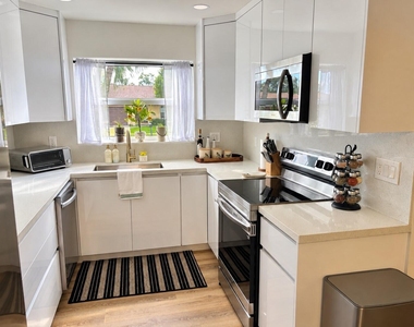 1699 Brae Burn Place - Photo Thumbnail 11