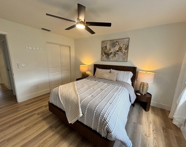 1699 Brae Burn Place - Photo Thumbnail 38