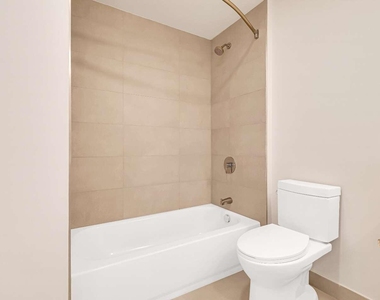 4301 Nw 7th Street - Photo Thumbnail 37