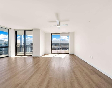 4301 Nw 7th Street - Photo Thumbnail 26