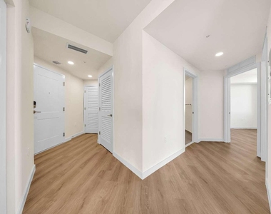 4301 Nw 7th Street - Photo Thumbnail 40