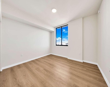 4301 Nw 7th Street - Photo Thumbnail 33