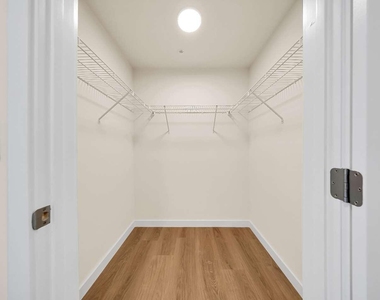 4301 Nw 7th Street - Photo Thumbnail 8