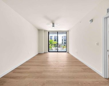 4301 Nw 7th Street - Photo Thumbnail 27