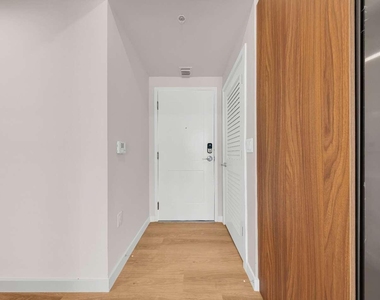 4301 Nw 7th Street - Photo Thumbnail 34