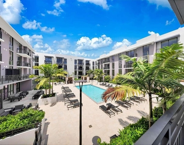 4301 Nw 7th Street - Photo Thumbnail 19