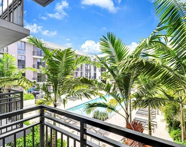 4301 Nw 7th Street - Photo Thumbnail 9