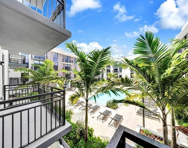 4301 Nw 7th Street - Photo Thumbnail 8