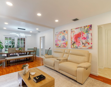 1551 Wyndcliff Drive - Photo Thumbnail 7