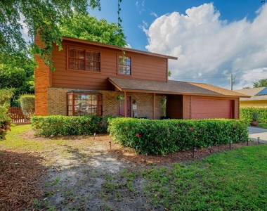 1551 Wyndcliff Drive - Photo Thumbnail 2