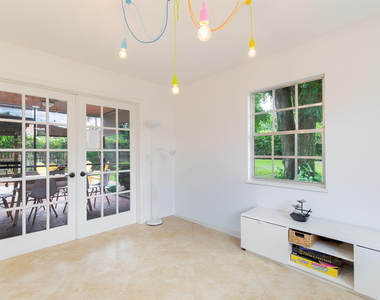 1551 Wyndcliff Drive - Photo Thumbnail 24