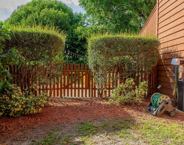 1551 Wyndcliff Drive - Photo Thumbnail 37