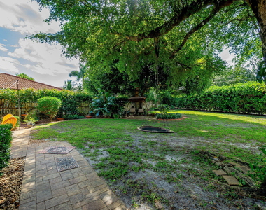 1551 Wyndcliff Drive - Photo Thumbnail 31