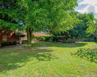 1551 Wyndcliff Drive - Photo Thumbnail 35