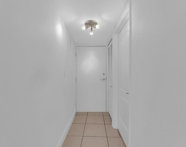 2100 Brickell Avenue - Photo Thumbnail 19