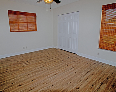 8804 Se Jardin Street - Photo Thumbnail 26