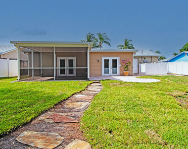 8804 Se Jardin Street - Photo Thumbnail 13