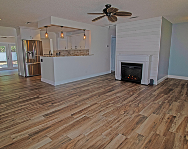 8804 Se Jardin Street - Photo Thumbnail 15