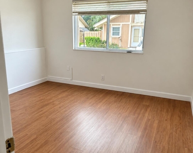 291 Maplecrest Circle - Photo Thumbnail 6