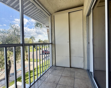 1500 Se Royal Green Circle - Photo Thumbnail 16