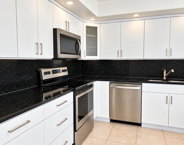 2751 S Ocean Drive - Photo Thumbnail 1