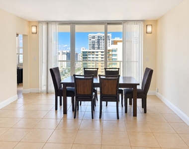 2751 S Ocean Drive - Photo Thumbnail 2