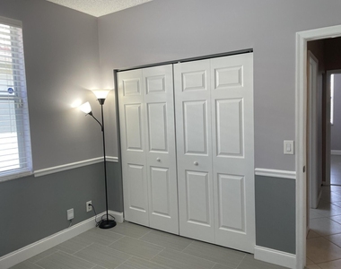 9514 Lago Drive - Photo Thumbnail 22