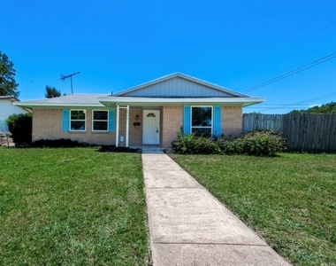 4430 Windsor Drive - Photo Thumbnail 1