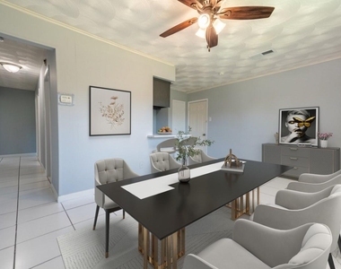 4430 Windsor Drive - Photo Thumbnail 7