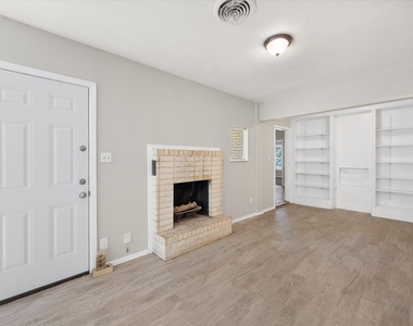 2716 Scruggs Park Drive - Photo Thumbnail 17