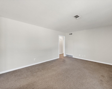 2716 Scruggs Park Drive - Photo Thumbnail 6