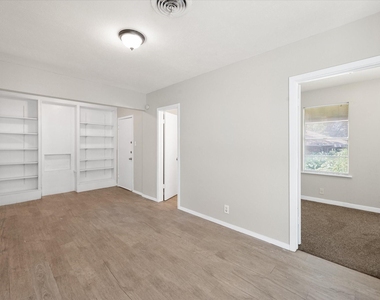 2716 Scruggs Park Drive - Photo Thumbnail 18